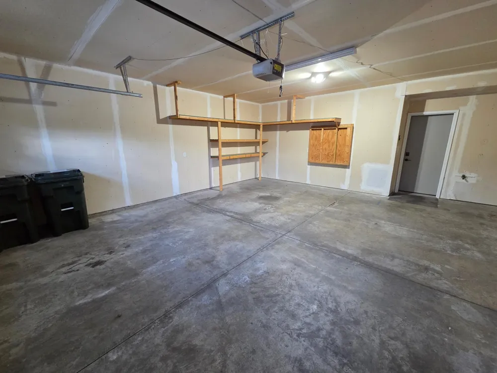 18442 Lafayette Way #628E Lakeville, MN 55044