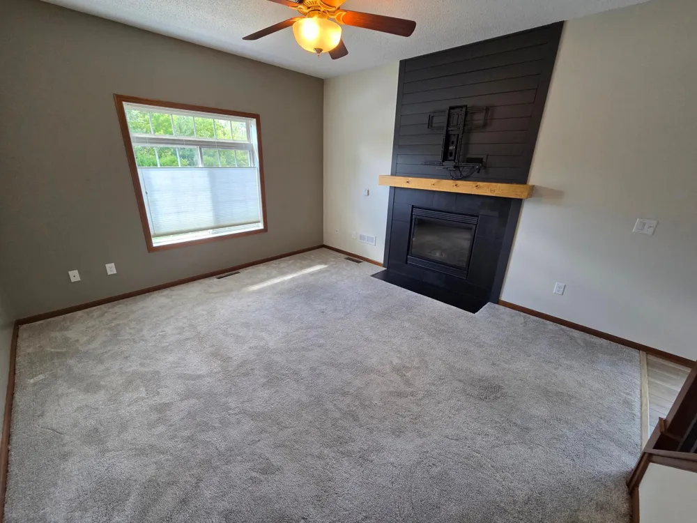 18442 Lafayette Way #628E Lakeville, MN 55044