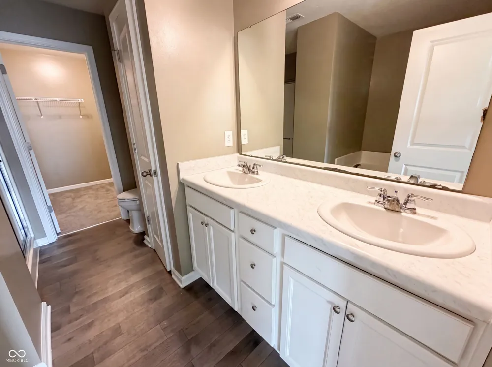 8196 Alyssum Drive Plainfield, IN 46168