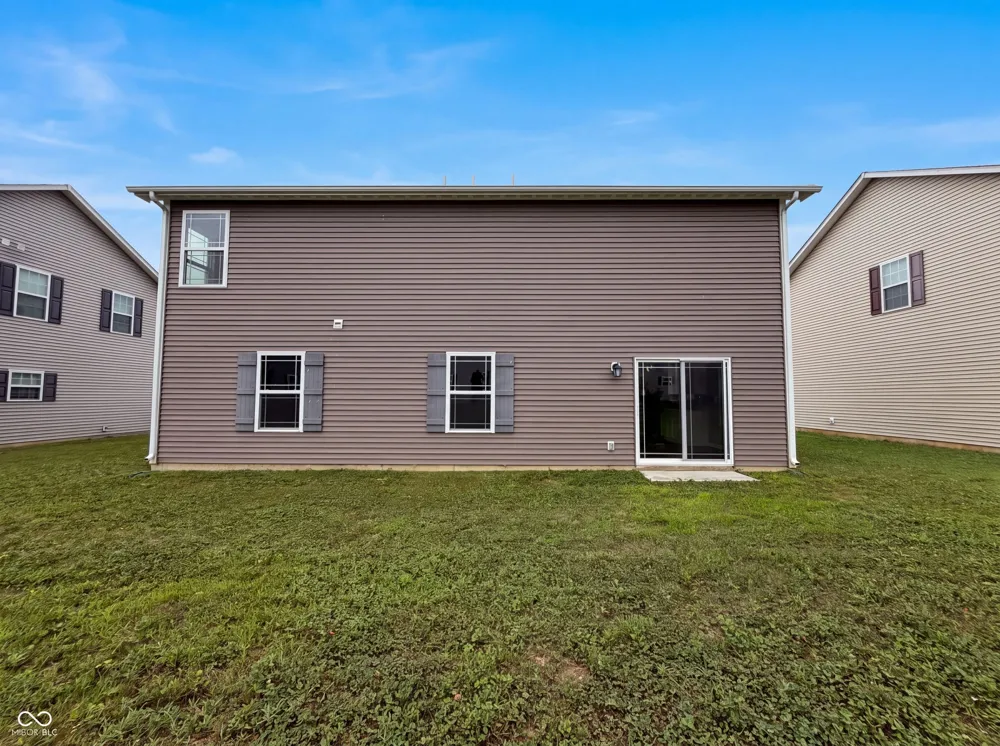 8196 Alyssum Drive Plainfield, IN 46168