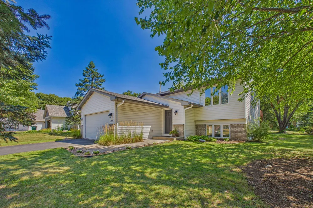 1401 Driving Park Road Stillwater, MN 55082
