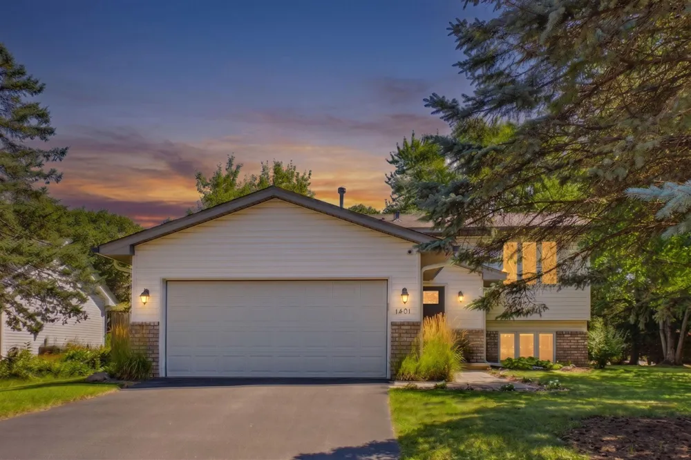 1401 Driving Park Road Stillwater, MN 55082