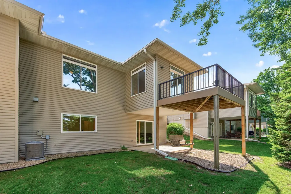 8808 Preserve Trail Savage, MN 55378