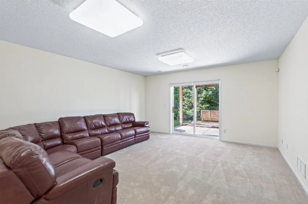 8808 Preserve Trail Savage, MN 55378