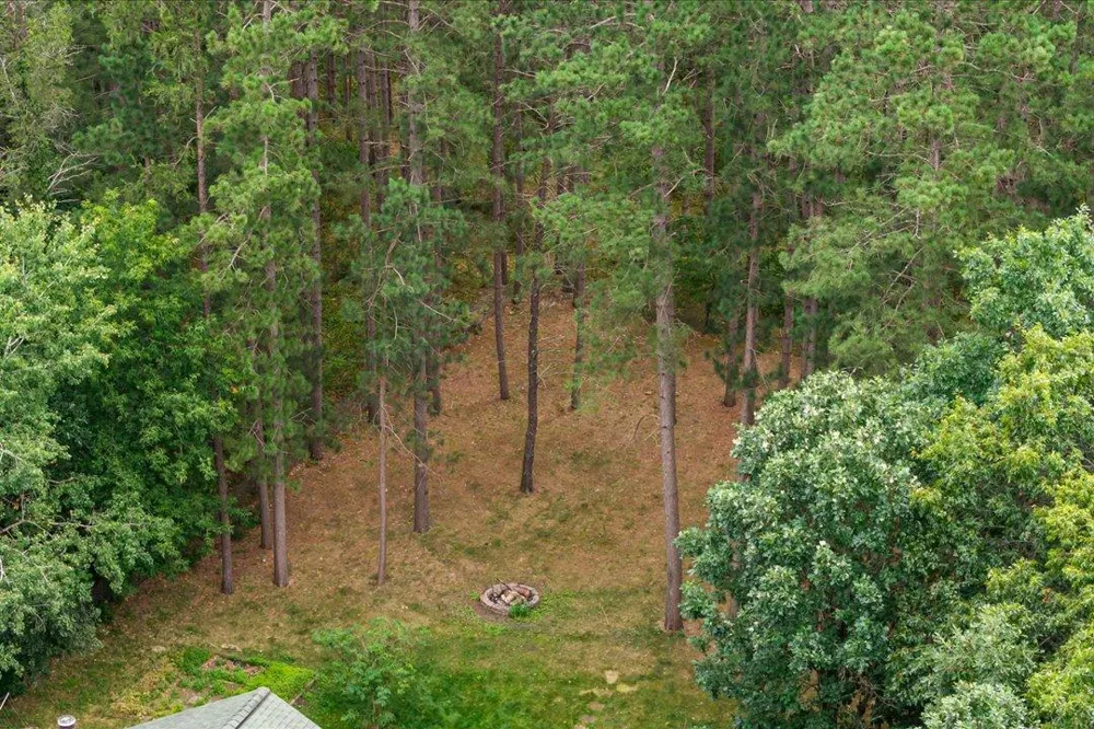 5457 Erin Road Brainerd, MN 56401