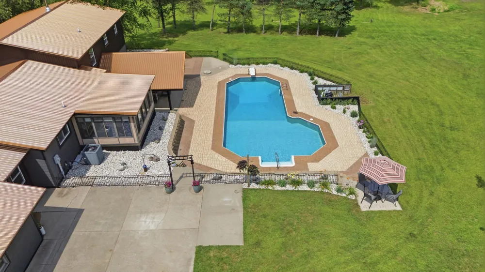 N15648 W Prairie Road Trempealeau, WI 54661