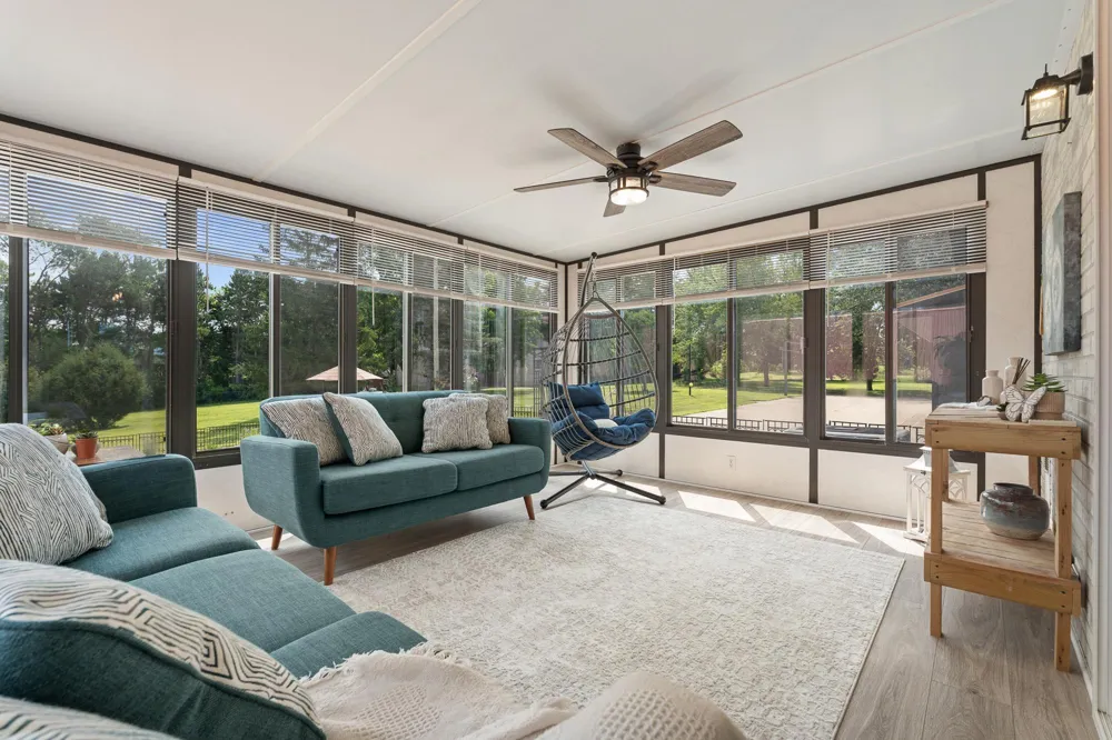 N15648 W Prairie Road Trempealeau, WI 54661