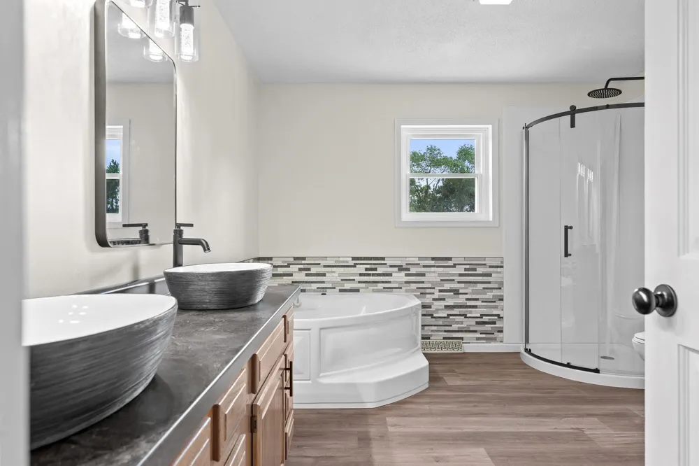 N15648 W Prairie Road Trempealeau, WI 54661