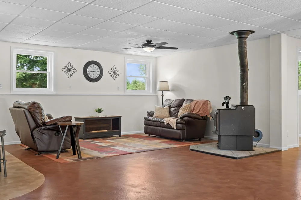 N15648 W Prairie Road Trempealeau, WI 54661