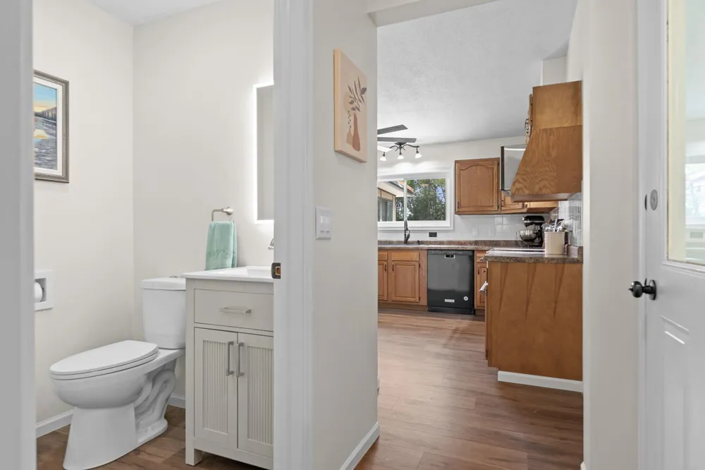 N15648 W Prairie Road Trempealeau, WI 54661