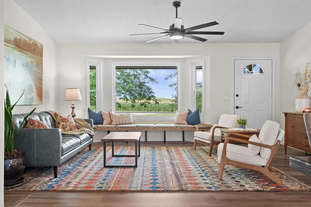 N15648 W Prairie Road Trempealeau, WI 54661
