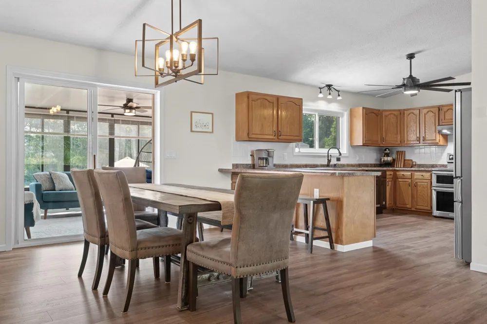 N15648 W Prairie Road Trempealeau, WI 54661