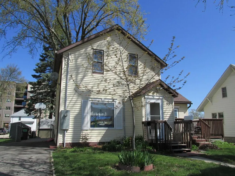 23 6th Street NW Rochester, MN 55901
