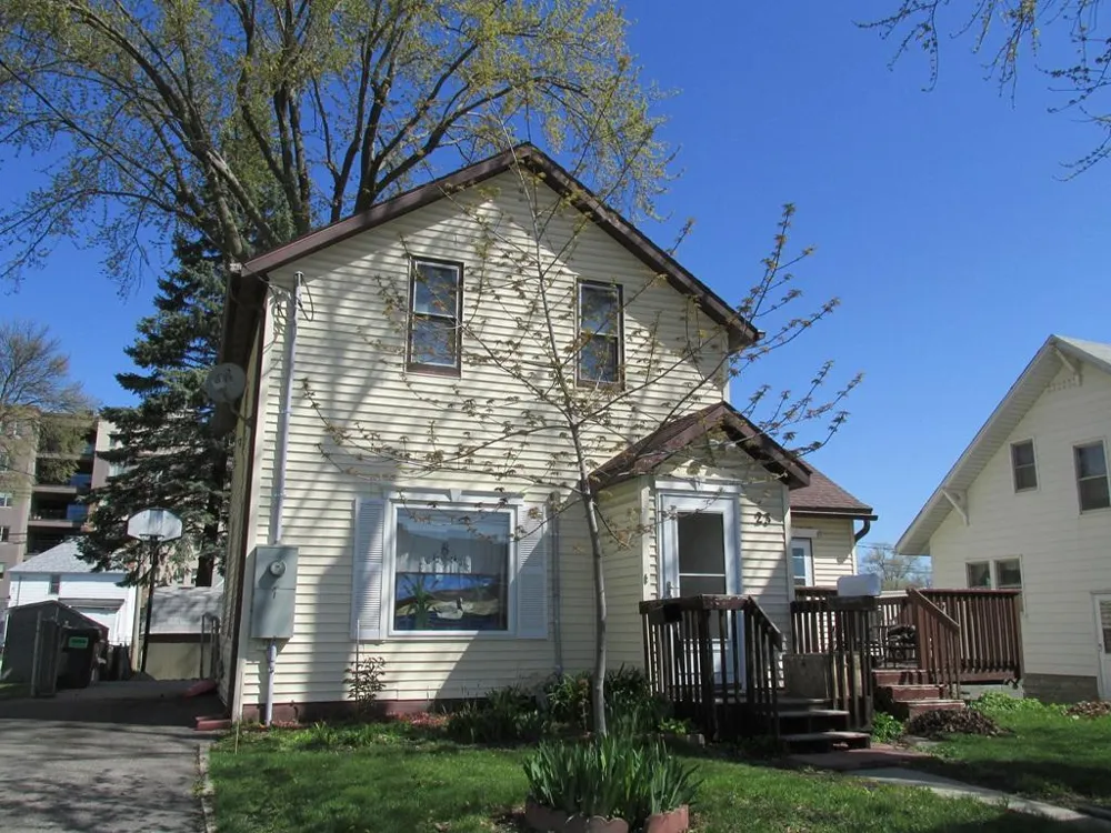 23 6th Street NW Rochester, MN 55901