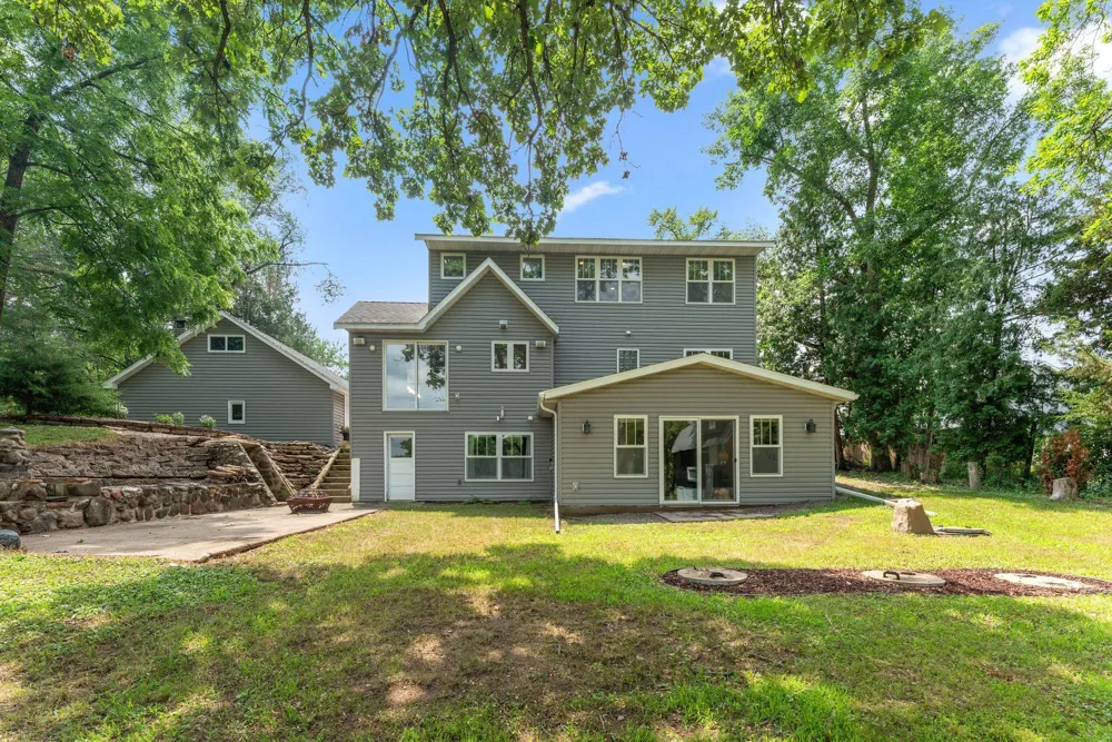 13701 186th Avenue NW Elk River, MN 55330