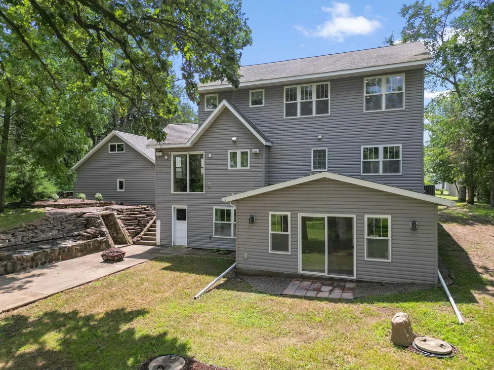 13701 186th Avenue NW Elk River, MN 55330
