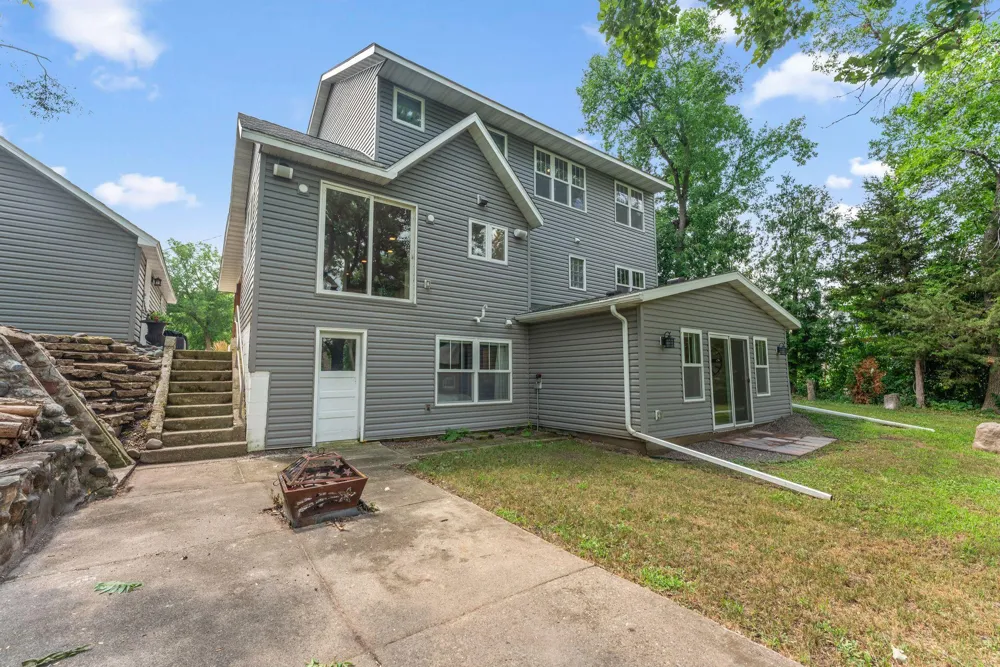 13701 186th Avenue NW Elk River, MN 55330