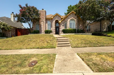 1726 Northampton Drive