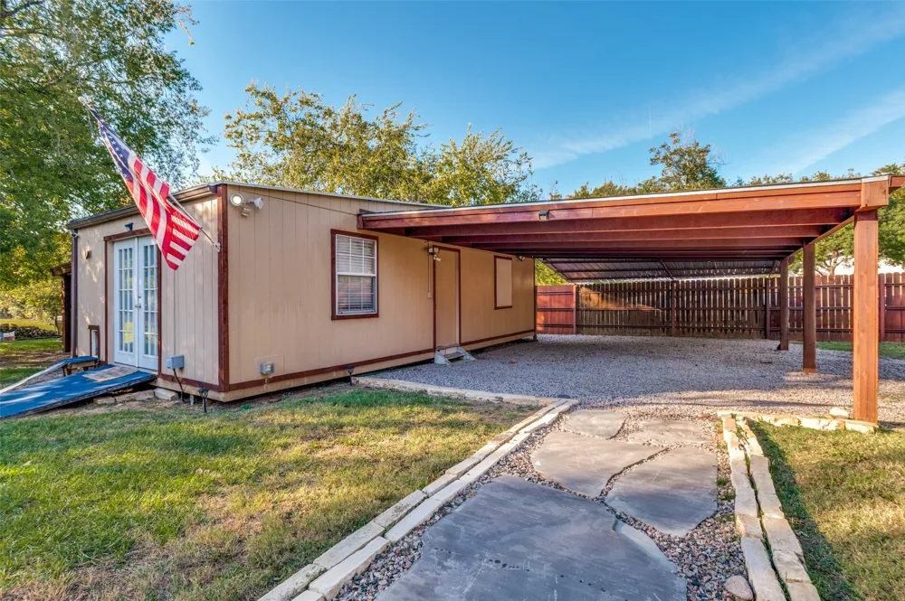 2601 Murphy Drive Bedford, TX 76021