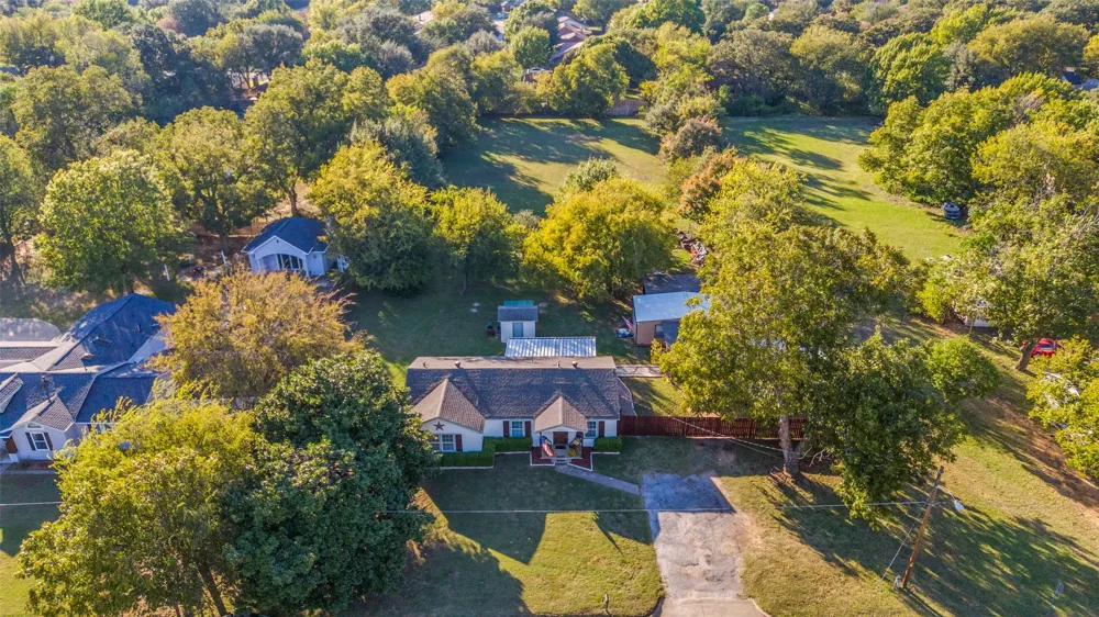2601 Murphy Drive Bedford, TX 76021