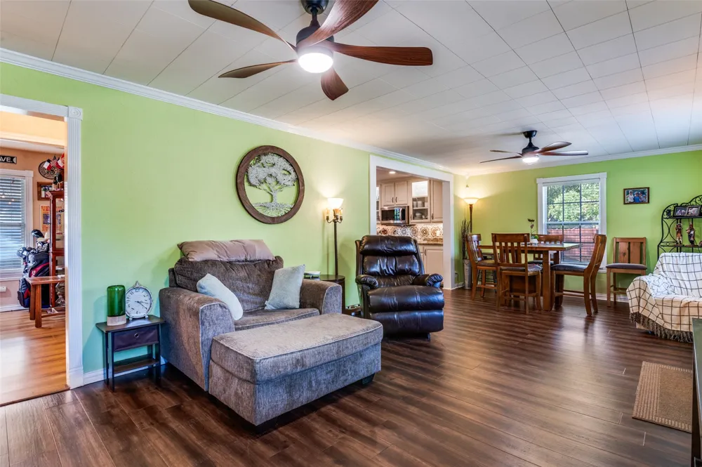 2601 Murphy Drive Bedford, TX 76021