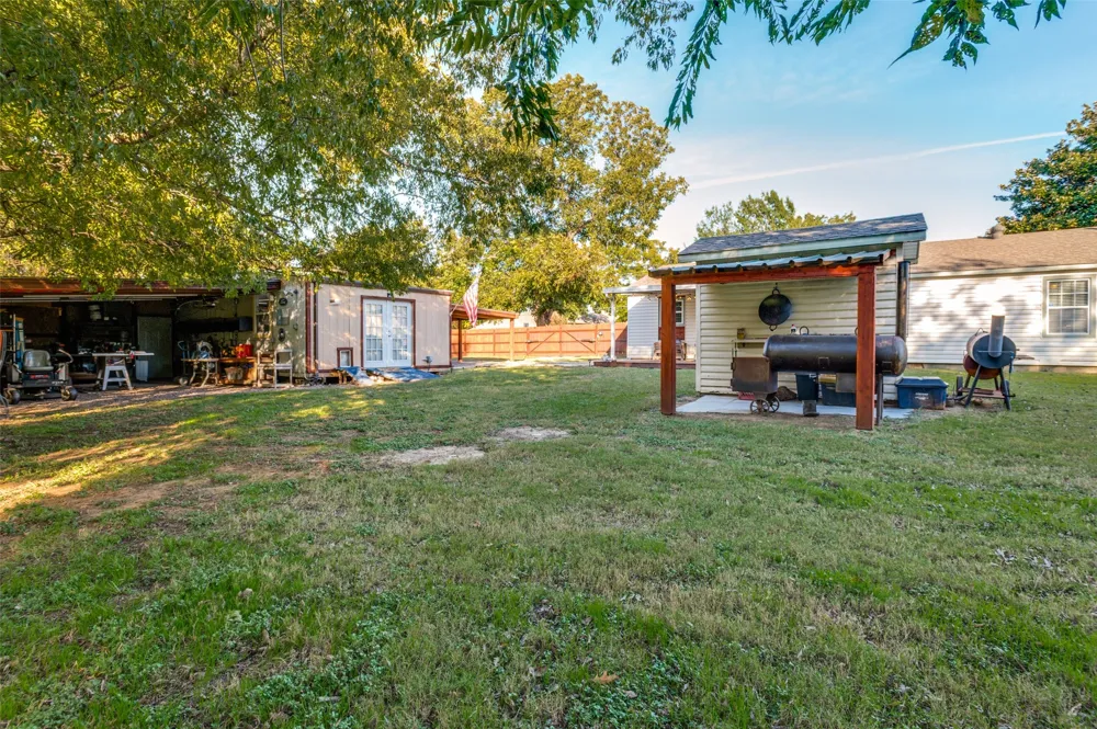 2601 Murphy Drive Bedford, TX 76021