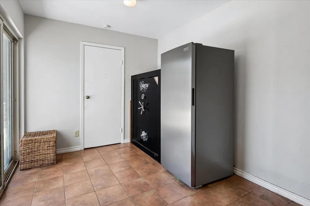 109 Clove Lane Euless, TX 76039