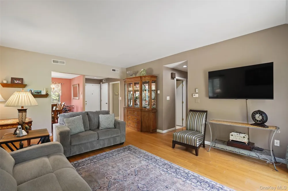 537 Heritage Hills Drive #F Somers, NY 10589