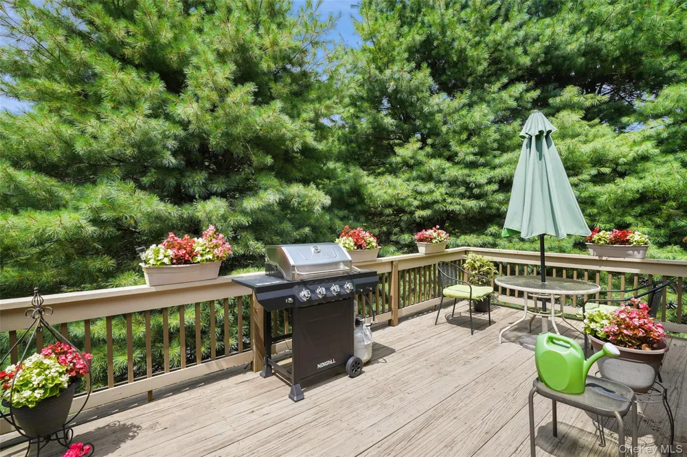 537 Heritage Hills Drive #F Somers, NY 10589