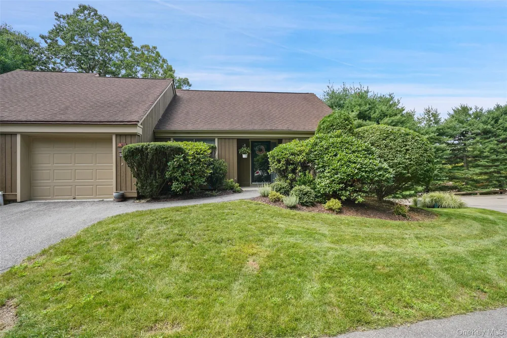 537 Heritage Hills Drive #F Somers, NY 10589