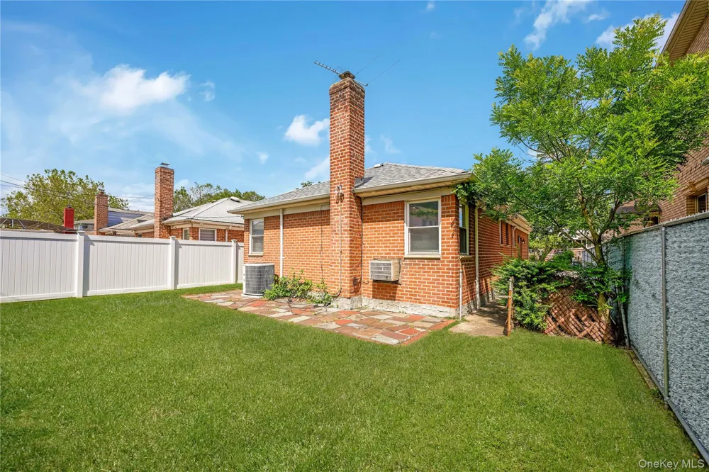 7326 171st Street Fresh Meadows, NY 11366