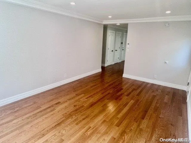 254 E Beech Street Long Beach, NY 11561