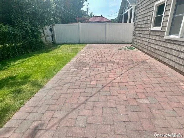 254 E Beech Street Long Beach, NY 11561