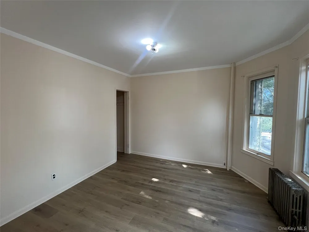95-27 116th Street Richmond Hill, NY 11419