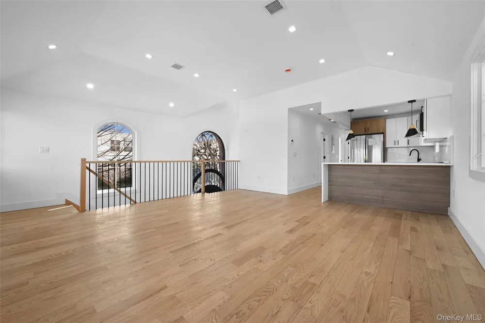 38-40 215 STREET Flushing, NY 11361