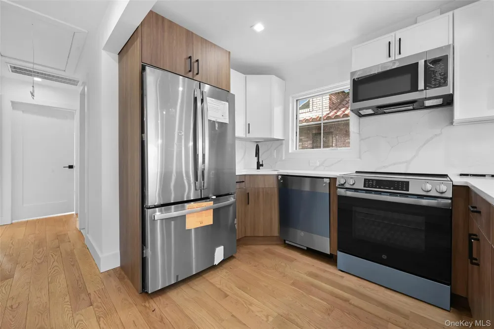 38-40 215 STREET Flushing, NY 11361
