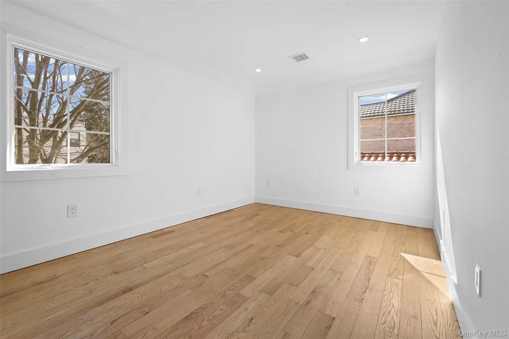 38-40 215 STREET Flushing, NY 11361