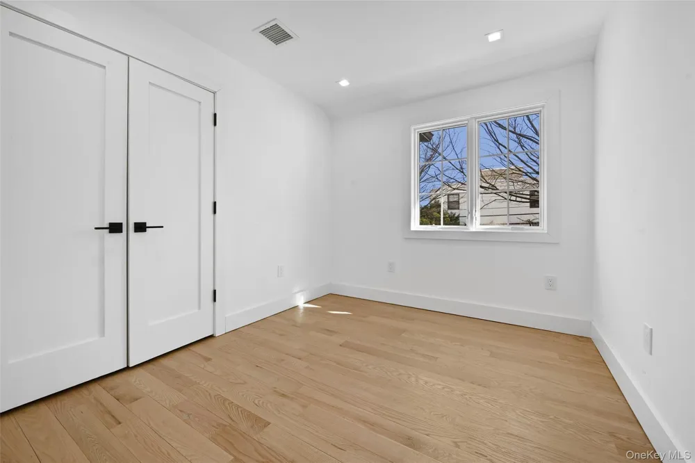 38-40 215 STREET Flushing, NY 11361