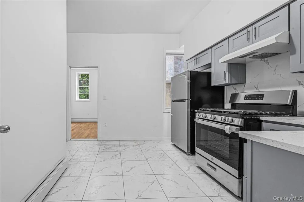 2050 Ryer Avenue Bronx, NY 10457