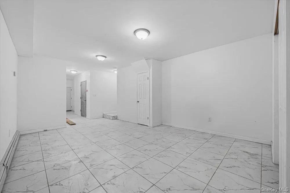 2050 Ryer Avenue Bronx, NY 10457