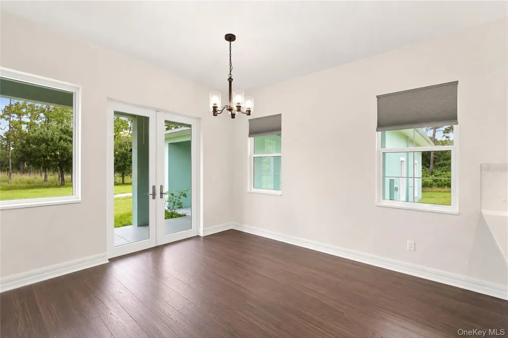 8146 Tropicaire Call Listing Agent, FL 34291