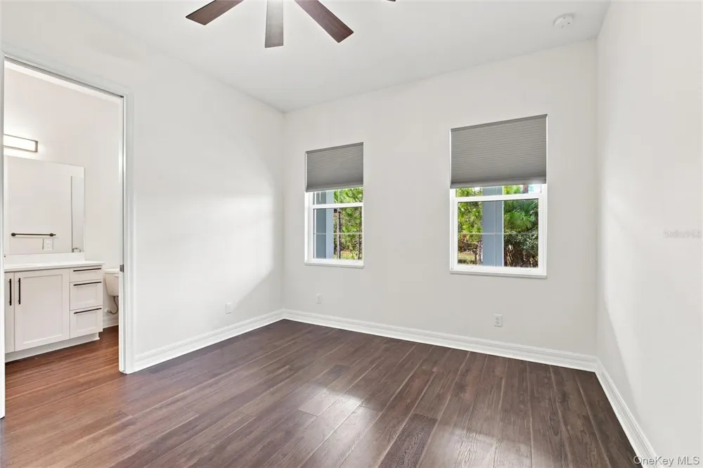 8146 Tropicaire Call Listing Agent, FL 34291