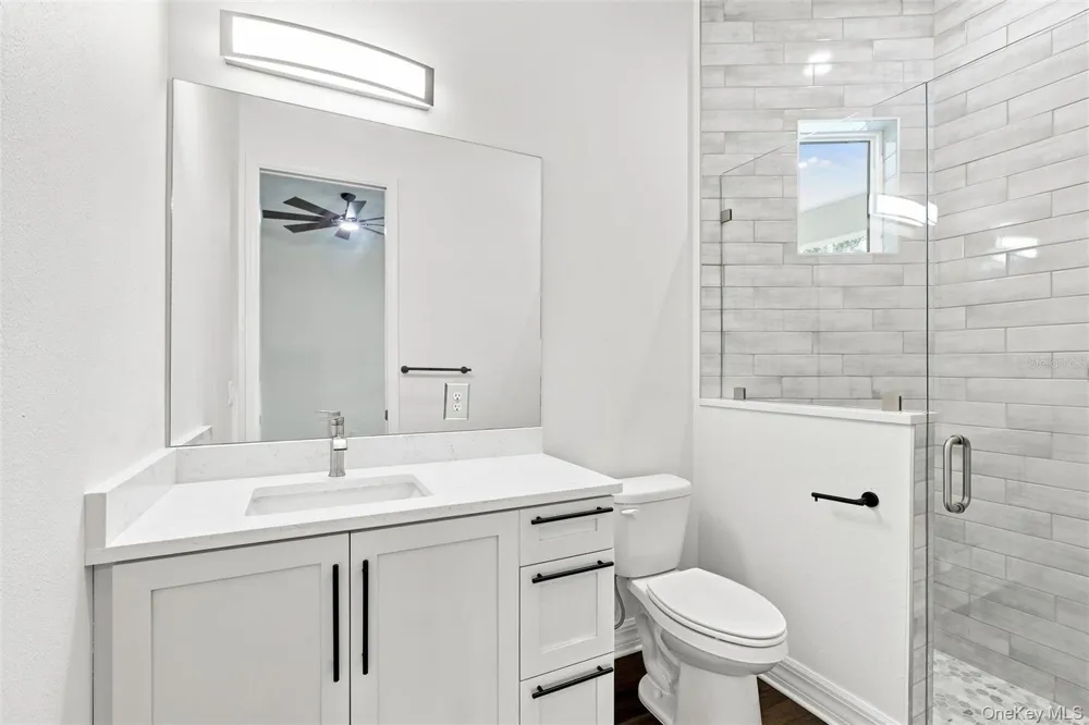 8146 Tropicaire Call Listing Agent, FL 34291