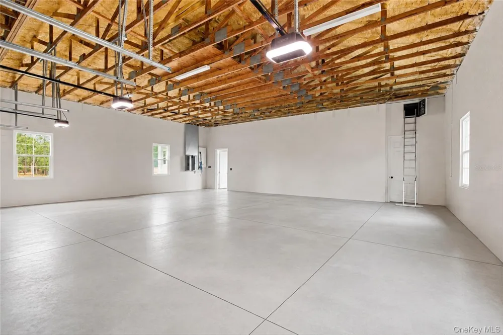 8146 Tropicaire Call Listing Agent, FL 34291