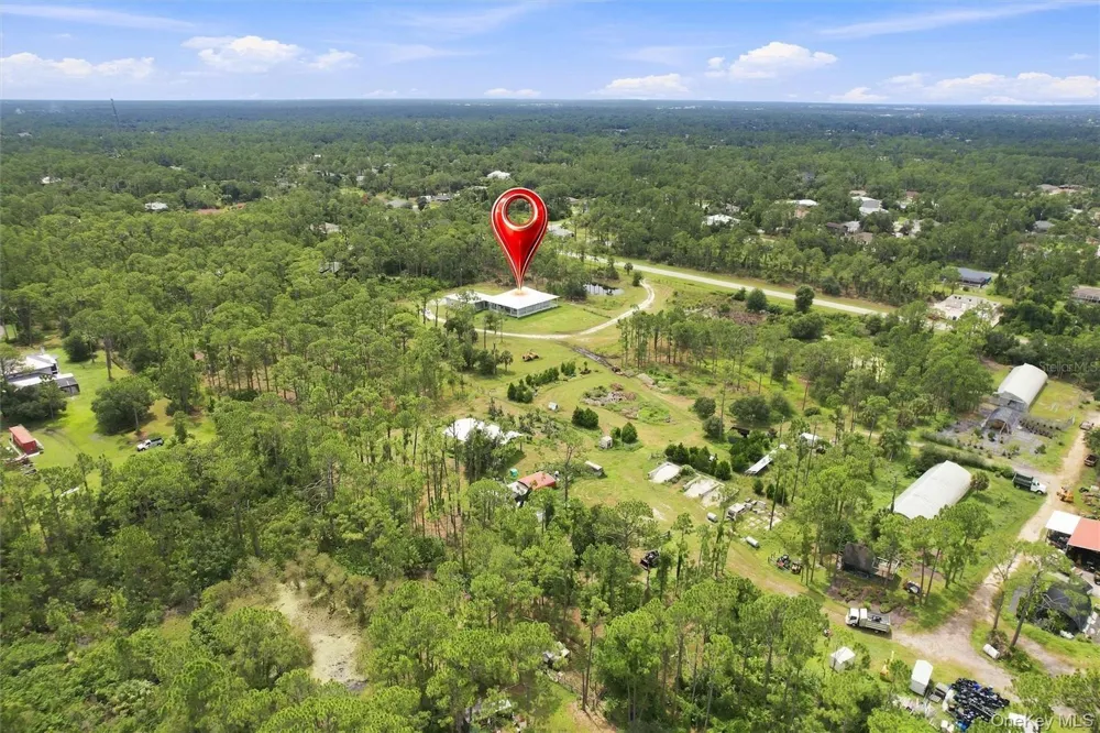 8146 Tropicaire Call Listing Agent, FL 34291