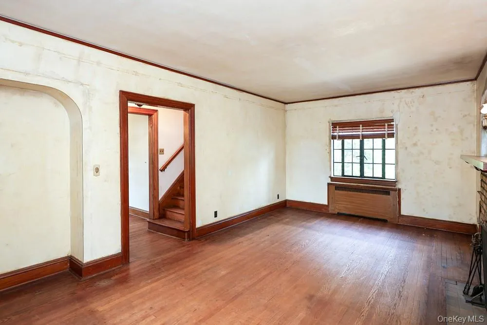 8654 Somerset Street Jamaica Estates, NY 11432