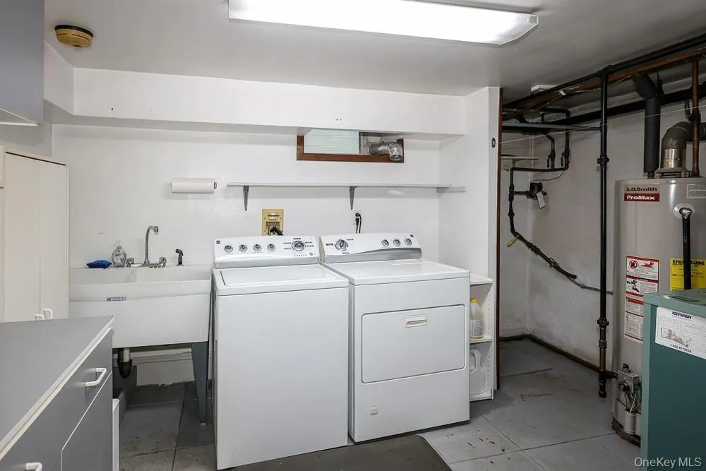 8654 Somerset Street Jamaica Estates, NY 11432