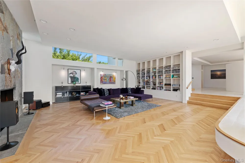 10 Dogwood Hills Road Pound Ridge, NY 10576