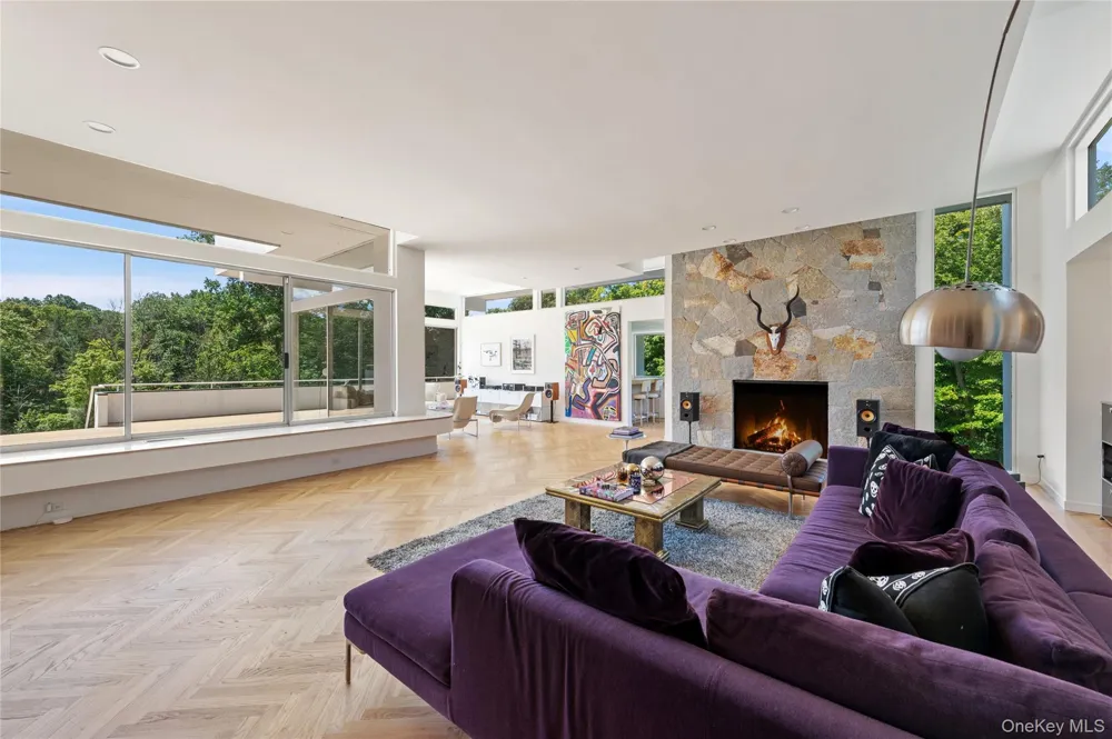 10 Dogwood Hills Road Pound Ridge, NY 10576