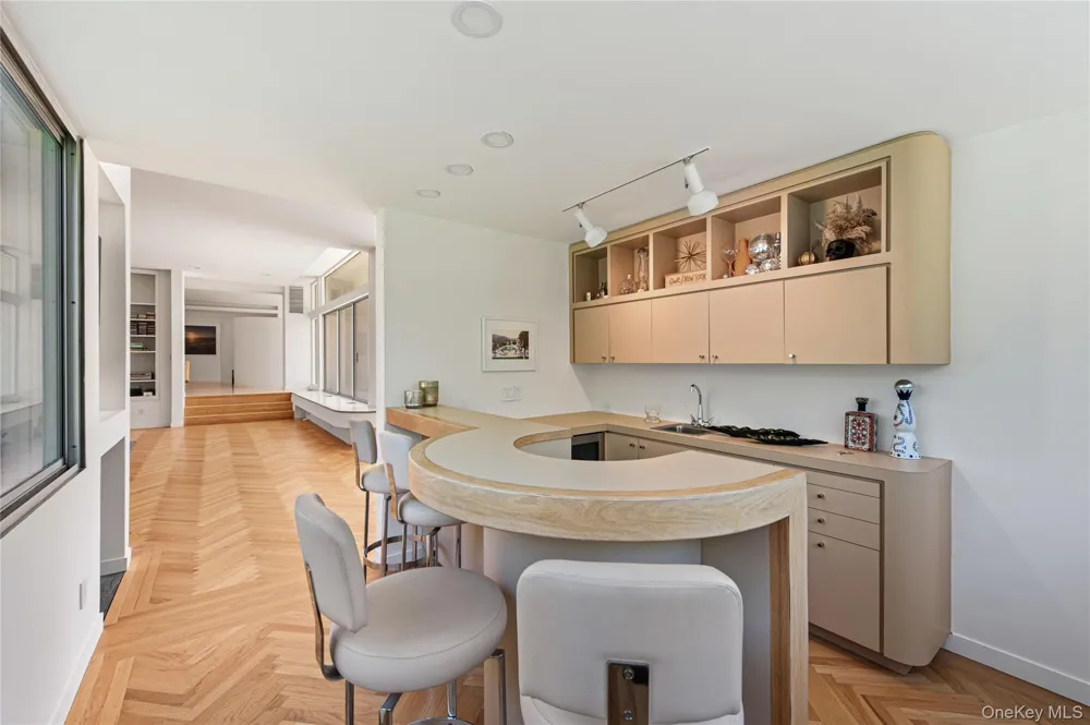 10 Dogwood Hills Road Pound Ridge, NY 10576